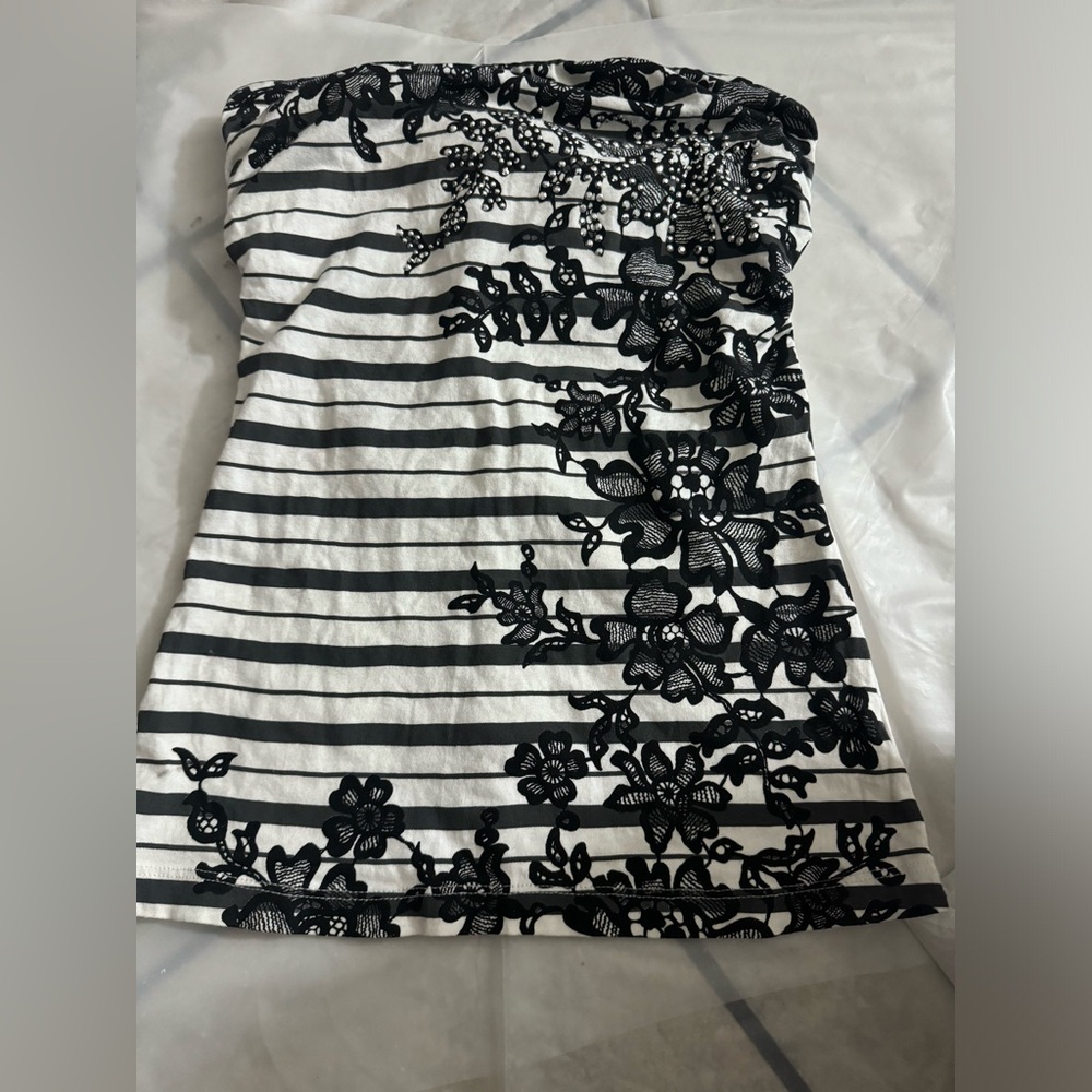 Women’s tube top
